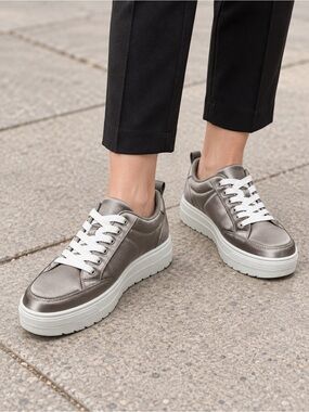 NWT New HUGO Boss Lyssa Satin Platform Sneakers In Light Beige Size 10